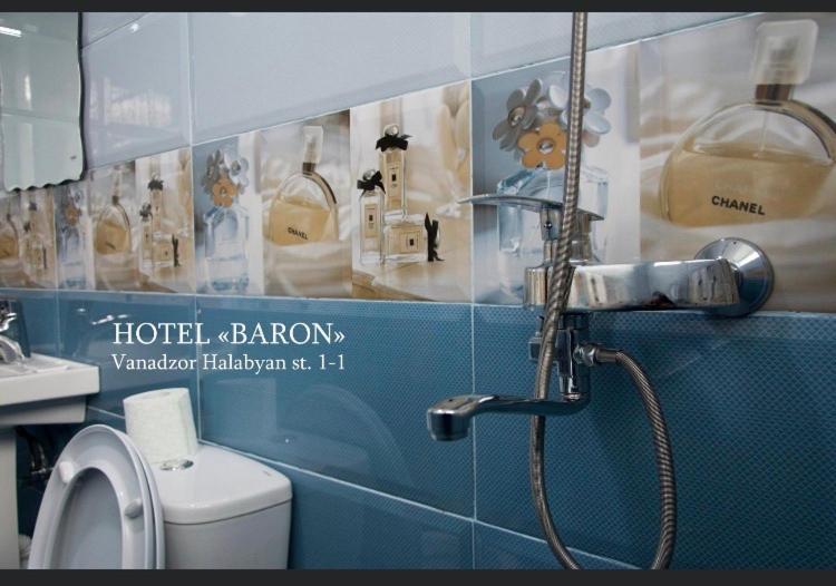 Baron Hotel Vanadzor Extérieur photo
